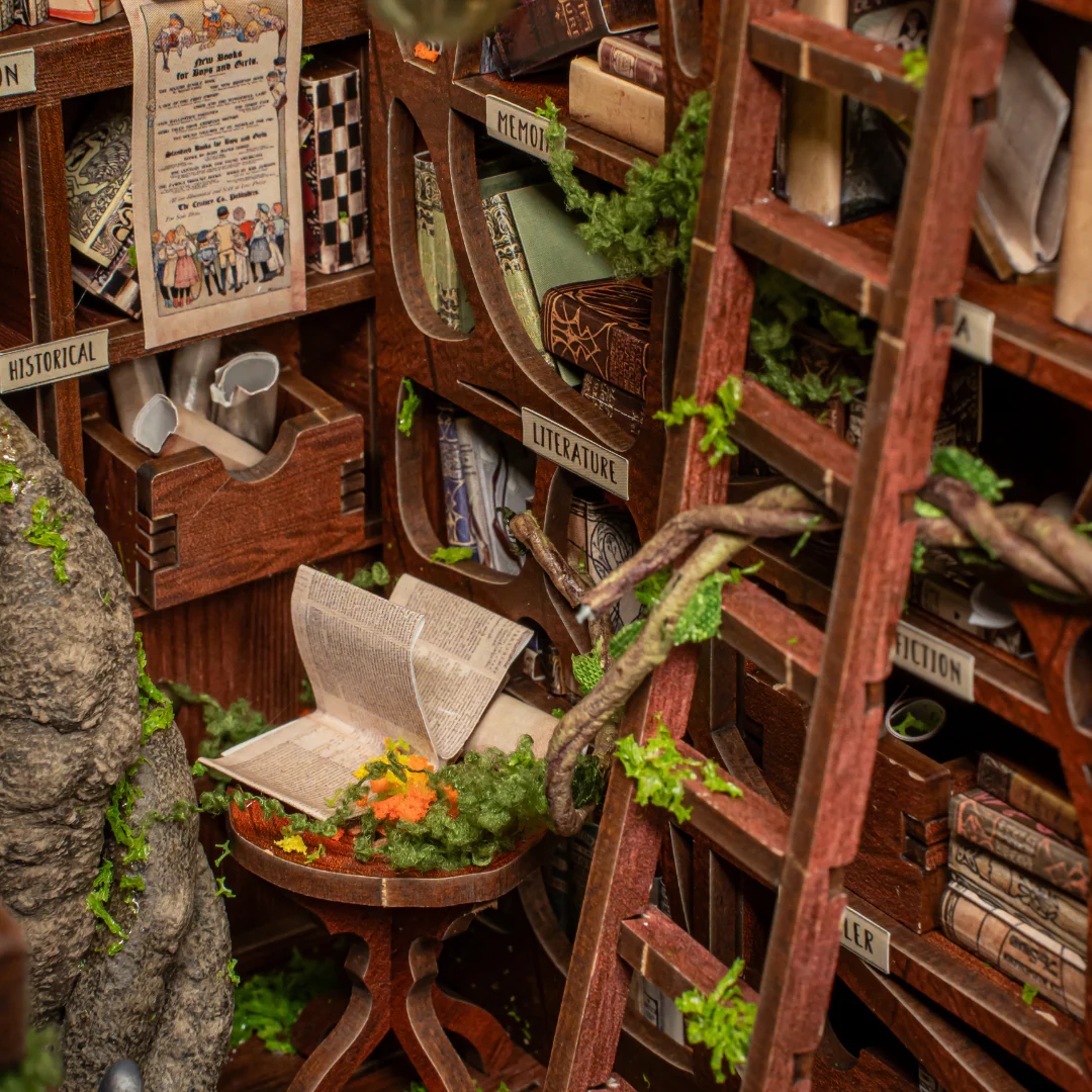 Cats Crossing Book Nook Kit - Image 10