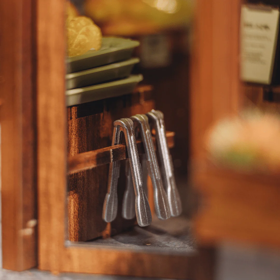 Ikseon-dong Hanok Bakery Miniature House Kit - Image 9