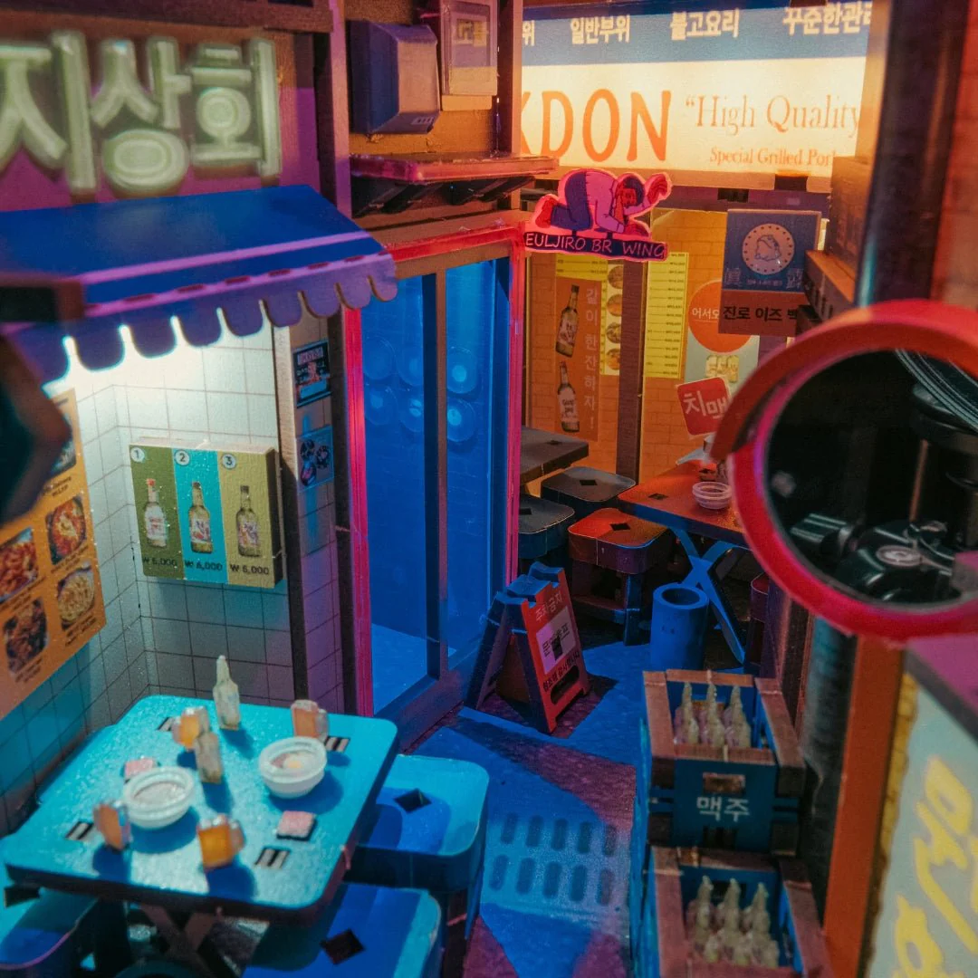 Seoul Hipjiro Book Nook Kit - Image 7
