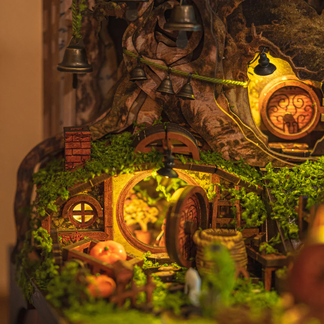 Whispering Hollow Miniature House Kit (Music Box) | Collector's Edition - Image 4